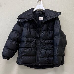 Universal Thread Black Puffer Jacket with Collar